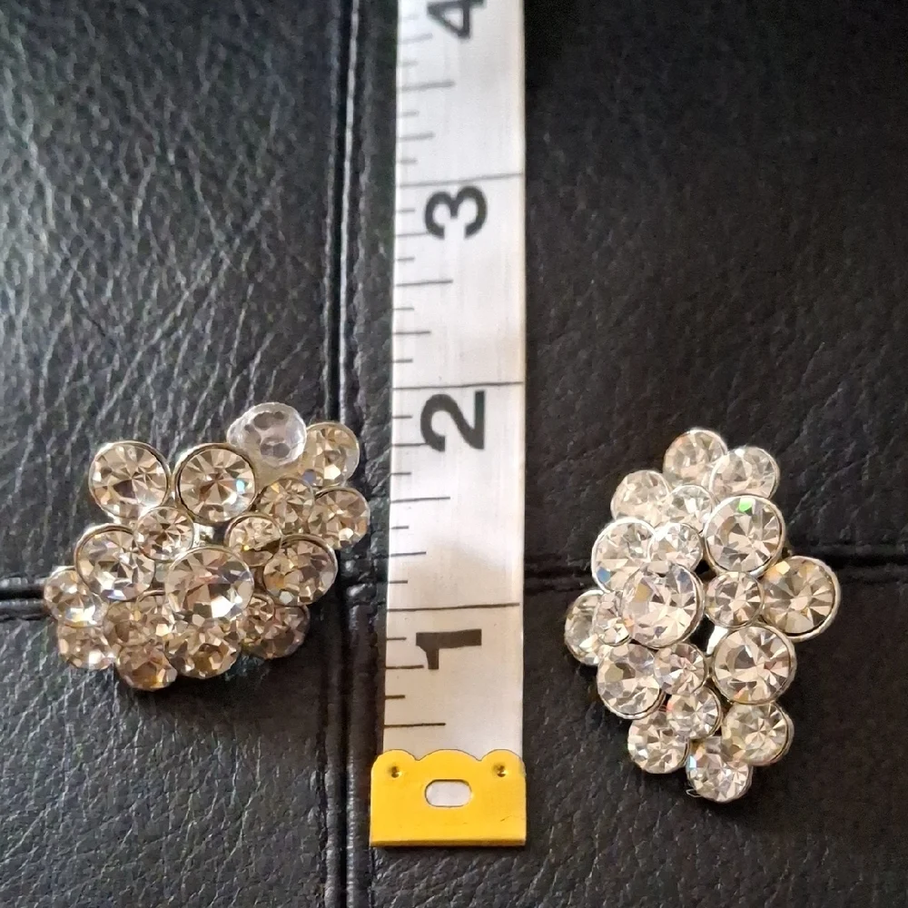 Elegant Silver Crystal Cluster Earrings